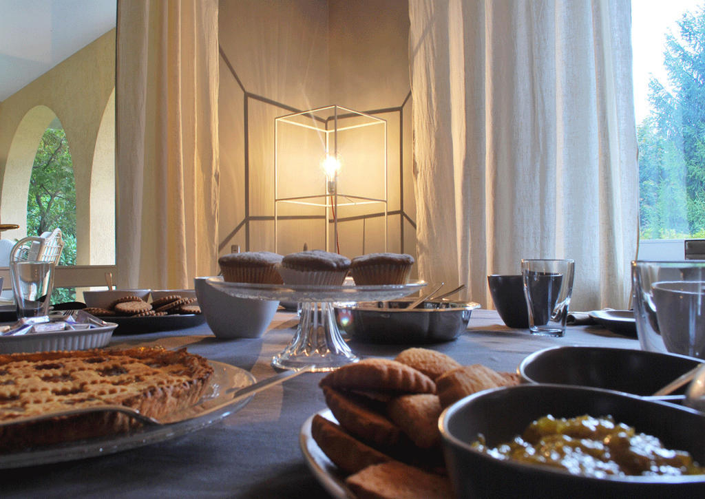 Bed and Breakfast Alla Gazza Ladra Prato Sesia Екстер'єр фото